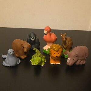 Little People Zoo Animal Figurines - Not Zoo Talkers - Seal Bear Rhino Kangaroo